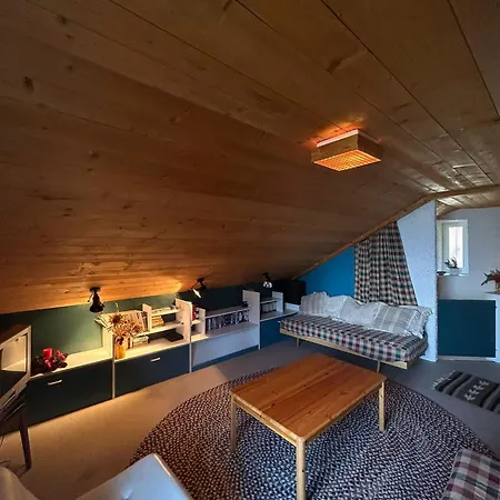 Tschoueilles 005 Mountain & Quiet 10 Pers シャレー ヴェゾナ