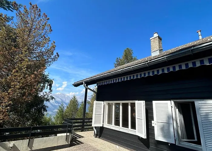 Tschoueilles 005 Mountain & Quiet 10 Pers בקתה *