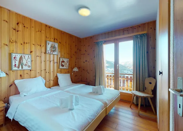 Tschoueilles 005 Mountain & Quiet 10 Pers בקתה ויסונה