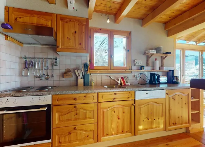 Tschoueilles 005 Mountain & Quiet 10 Pers *